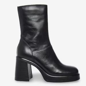 Steve Madden Fantsie Boot